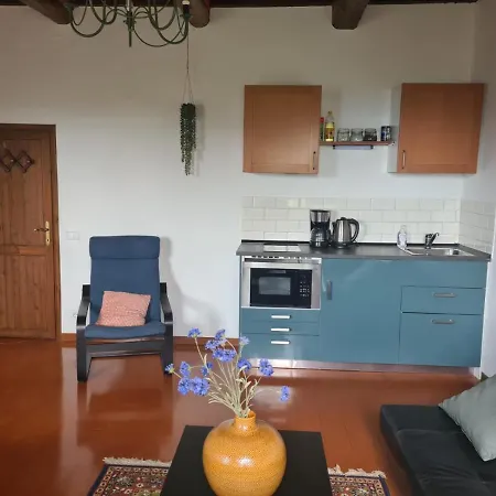 Case Arturo Apartment *